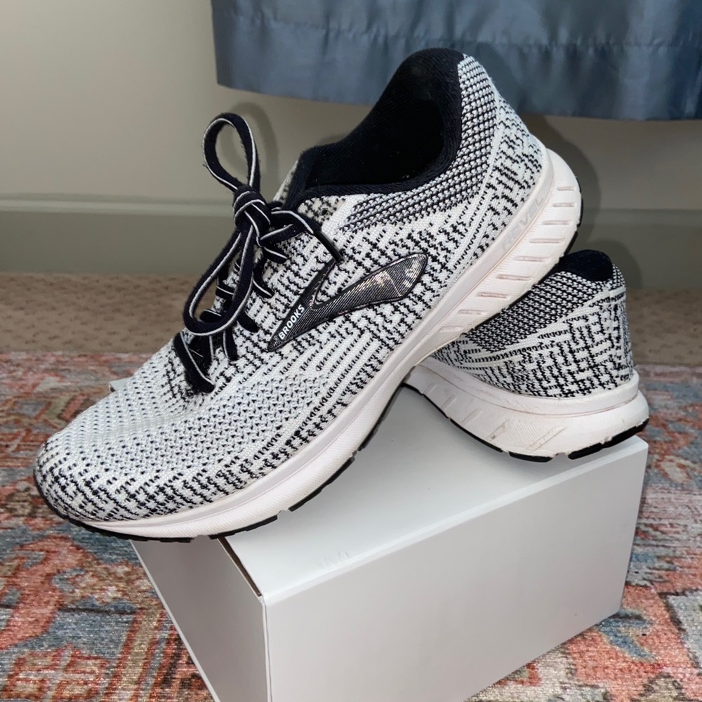 Brooke Revel 3, Women’s size 8.5
